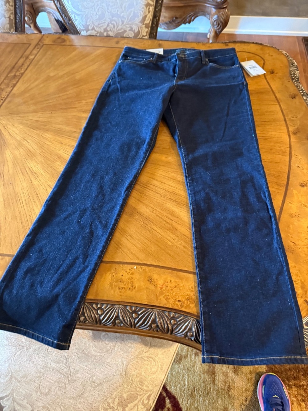 Democracy Itty Bitty Boot Cut Jeans size 8